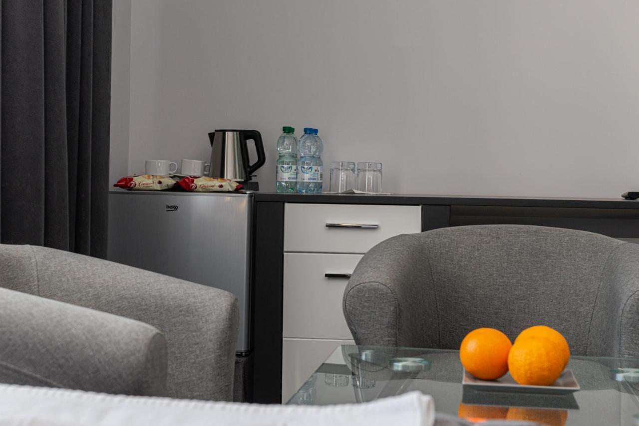 Fortisline Pokoje Z Klimatyzcja Sauna Appartement Opole Buitenkant foto